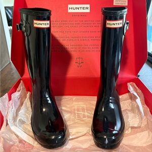 Hunter Glossy Black Rain Boots